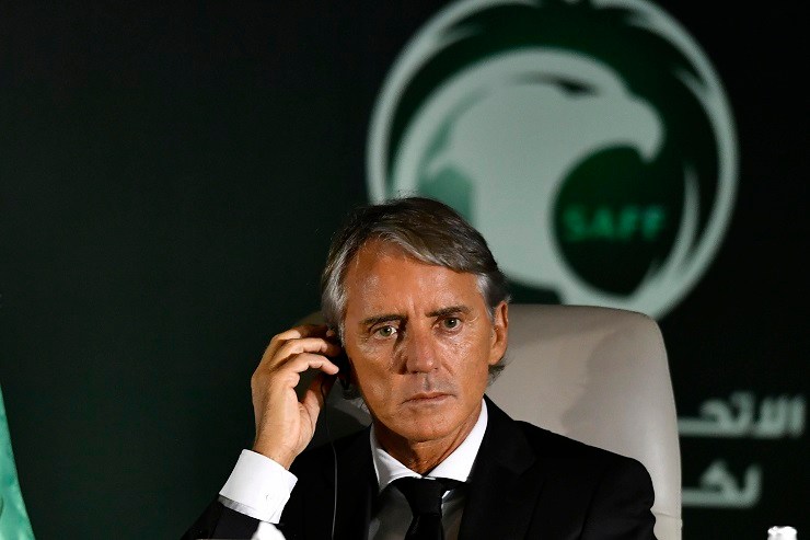 Mancini durante una conferenza stampa